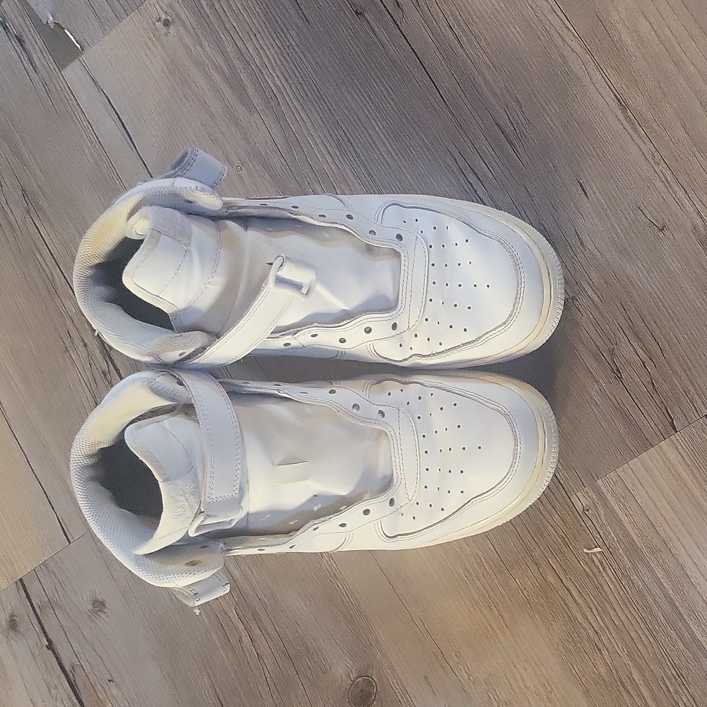 Air Force 1 - Picture 3 of 4